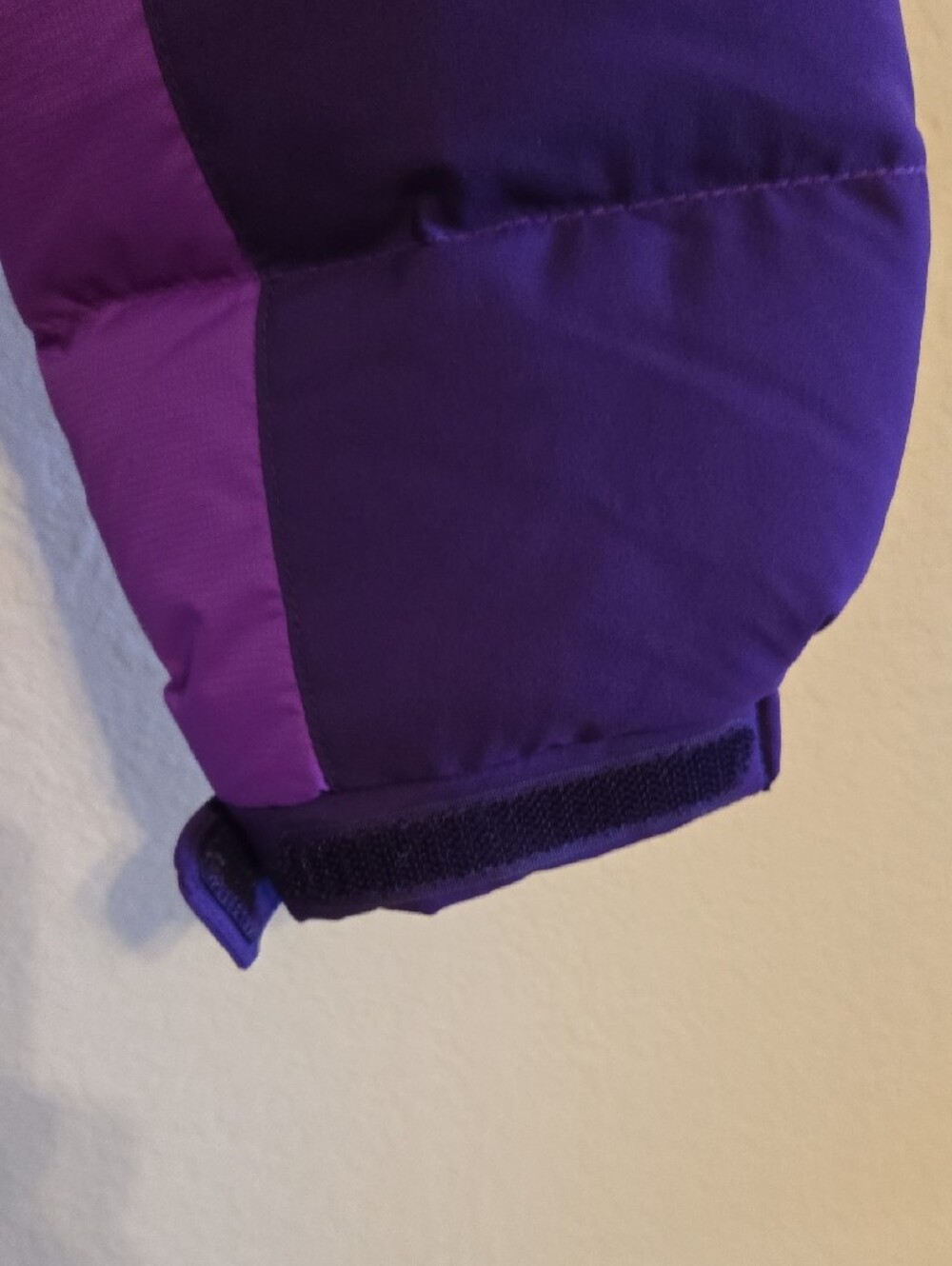 Marmot Purple Hooded Puffer Jacket - Small - Picture 8 of 16